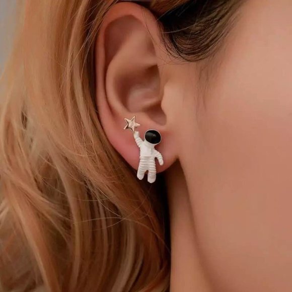 Cosmic Astronaut Star Dainty Stud Earrings Nasa - Picture 3 of 4